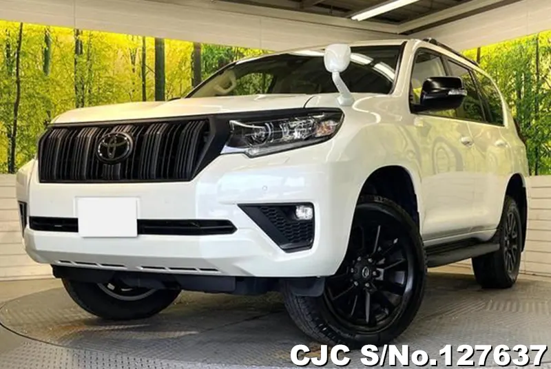 Toyota / Land Cruiser Prado 2023